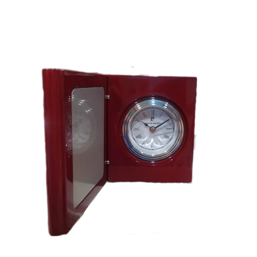 Reloj grabado Caballo de Soria caoba